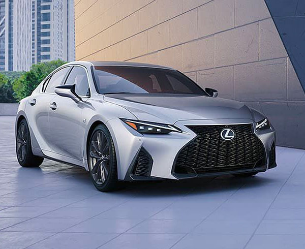 2021 Lexus IS