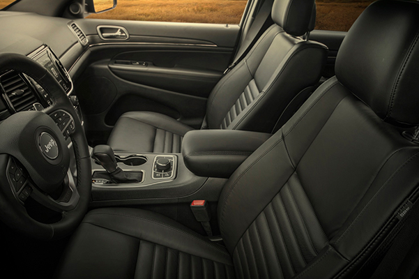2020 Jeep Grand Cherokee Interior & Technology