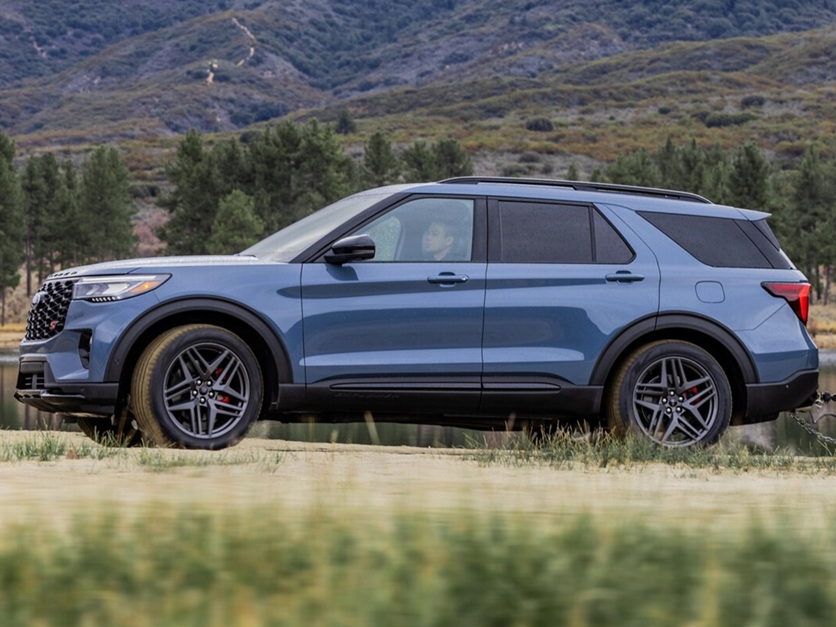 2025 Ford Explorer